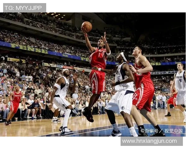 05年季后赛第二场火箭对决小牛的激烈较量与精彩瞬间回顾 05年季后赛第二场火箭对决小牛的激烈较量与精彩瞬间回顾